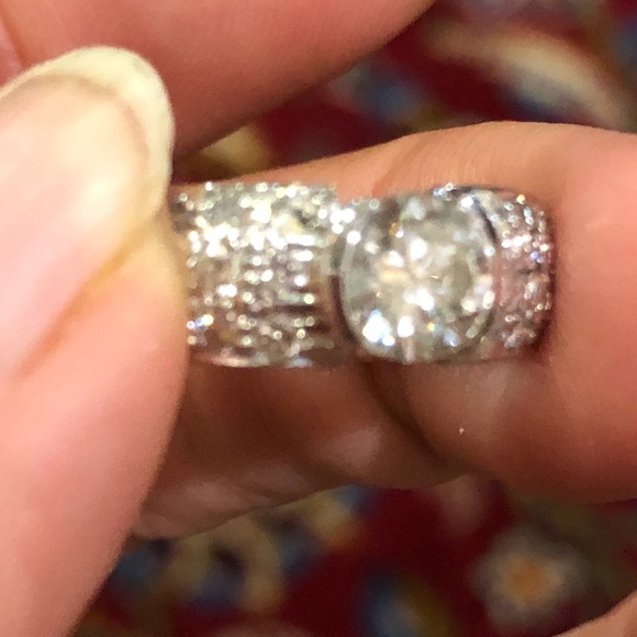 Sold!! Stunning g diamond ring! Over 1.5 Ct diamond in 14k gold - Picture 7 of 15